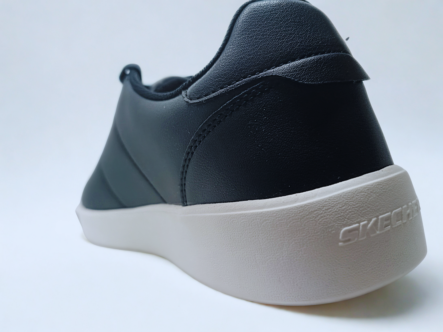 Skechers verloma bening